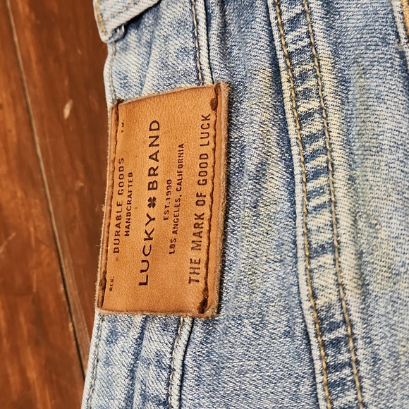 Lucky Brand Distressed Denim Shorts (0719) - Picture 3 of 5